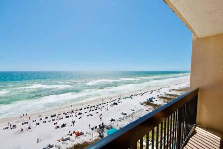 The Oyster By Brightwild-Beachfront Condo Destin Exterior foto